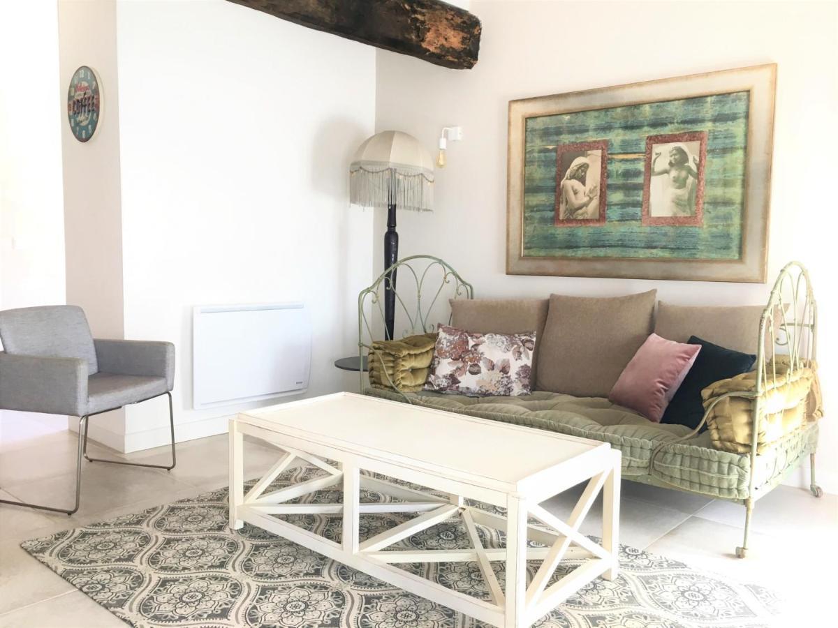 Mas Picagnol Apartment Oms Bagian luar foto