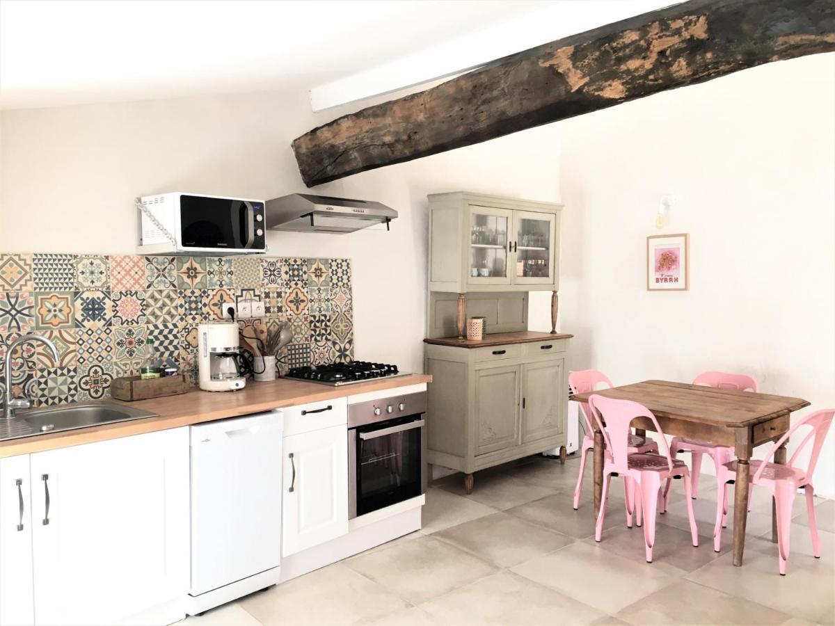 Mas Picagnol Apartment Oms Bagian luar foto
