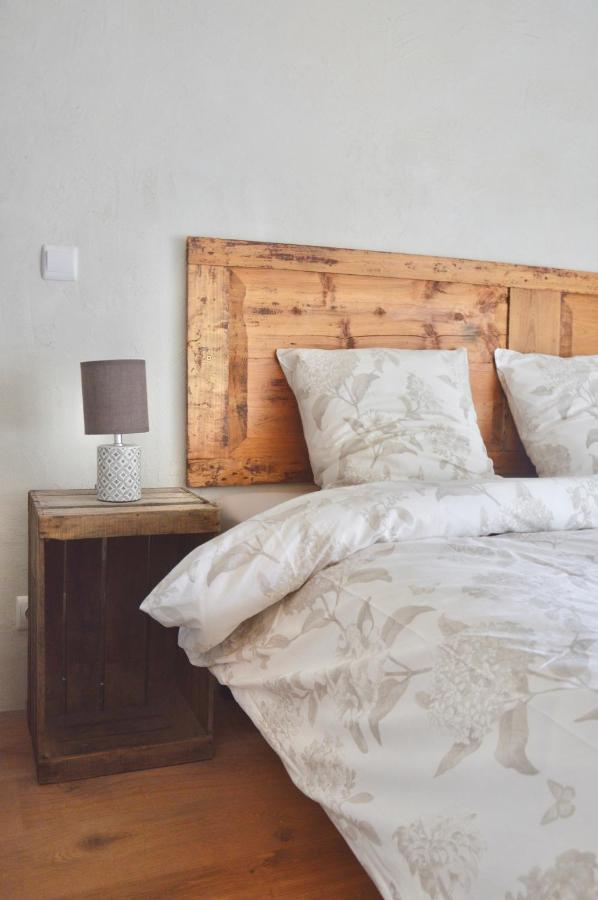 Mas Picagnol Apartment Oms Bagian luar foto