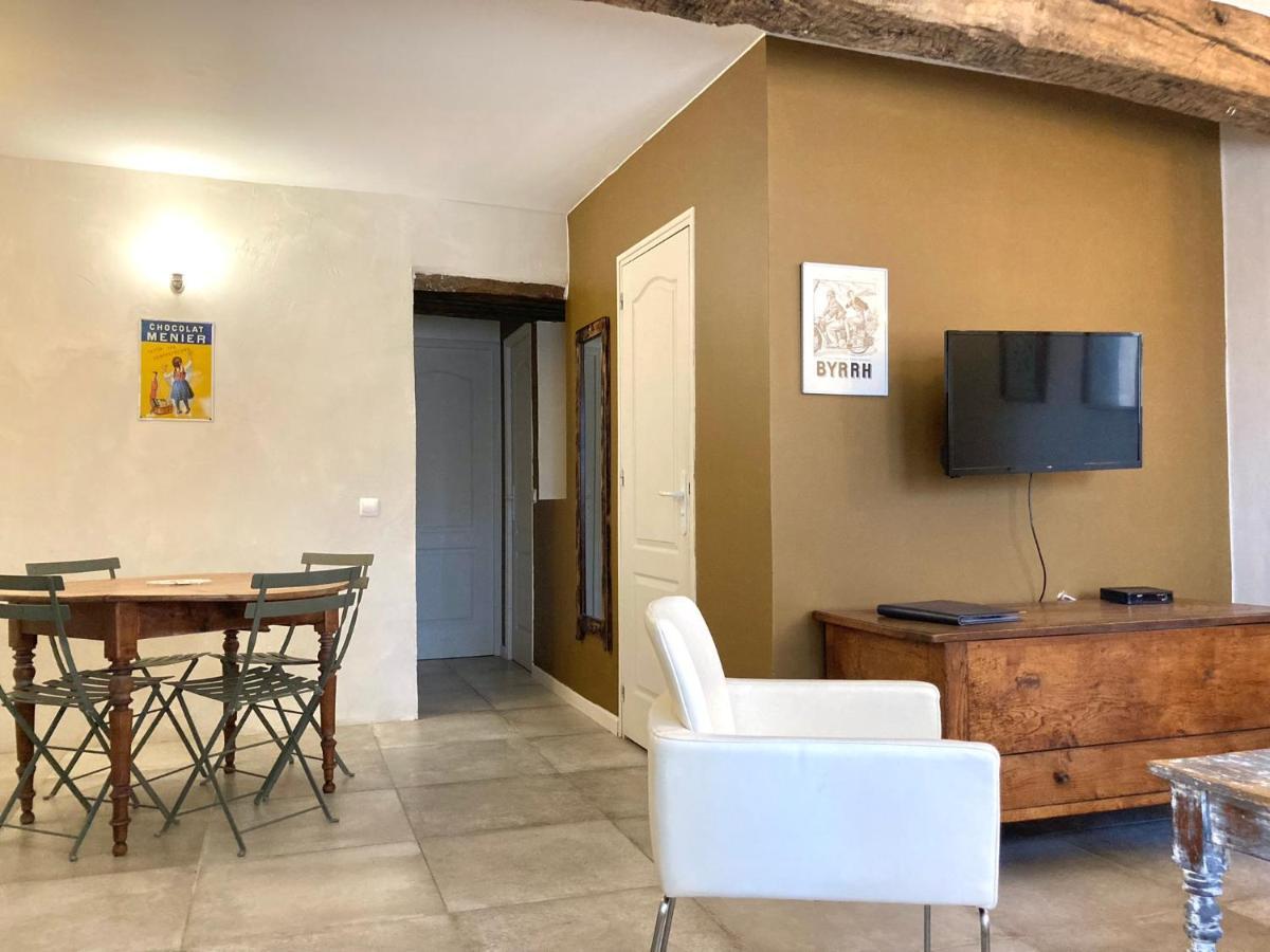 Mas Picagnol Apartment Oms Bagian luar foto