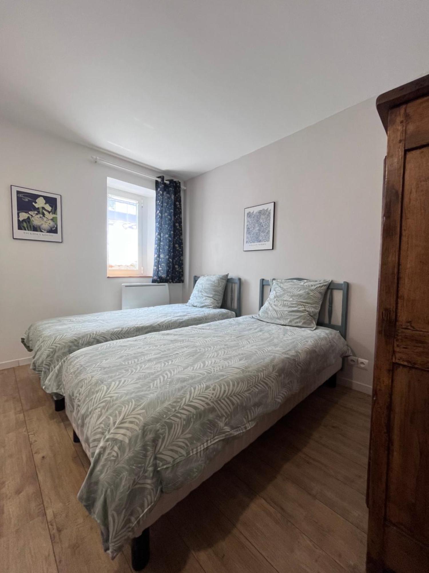 Mas Picagnol Apartment Oms Bagian luar foto