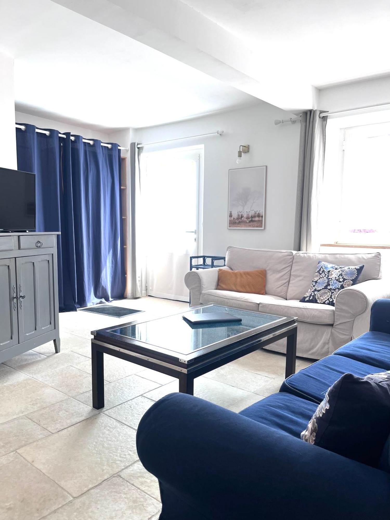 Mas Picagnol Apartment Oms Bagian luar foto