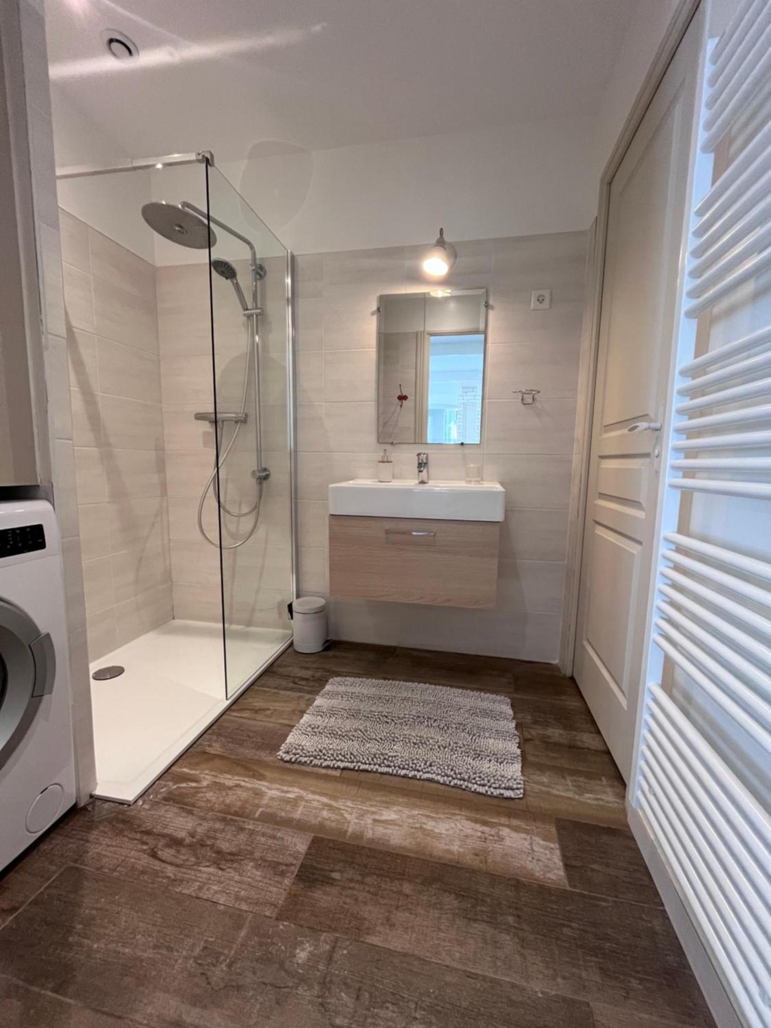 Mas Picagnol Apartment Oms Bagian luar foto