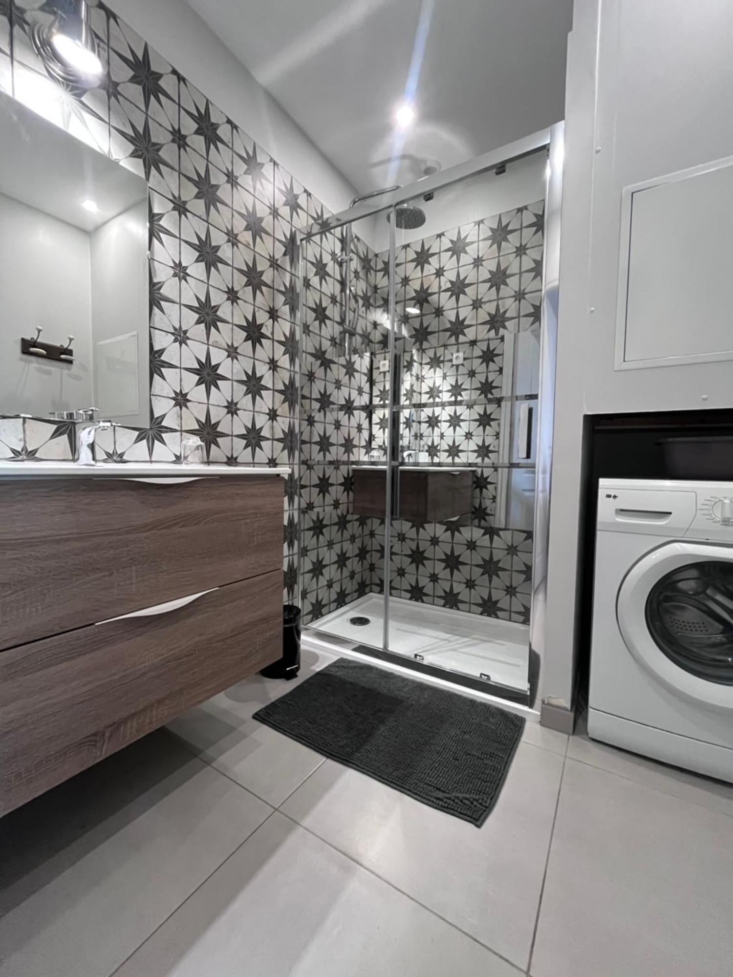 Mas Picagnol Apartment Oms Bagian luar foto