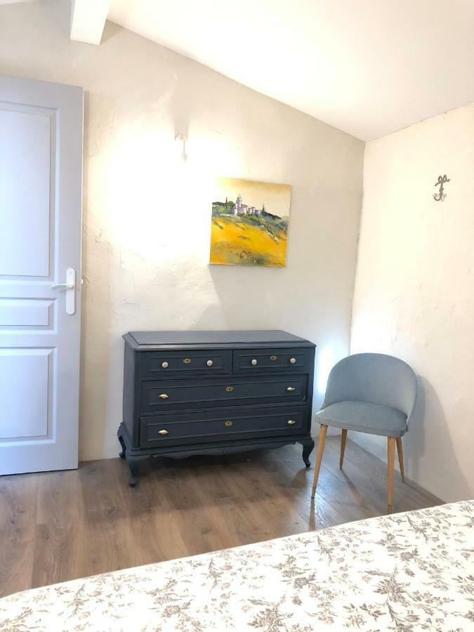 Mas Picagnol Apartment Oms Bagian luar foto